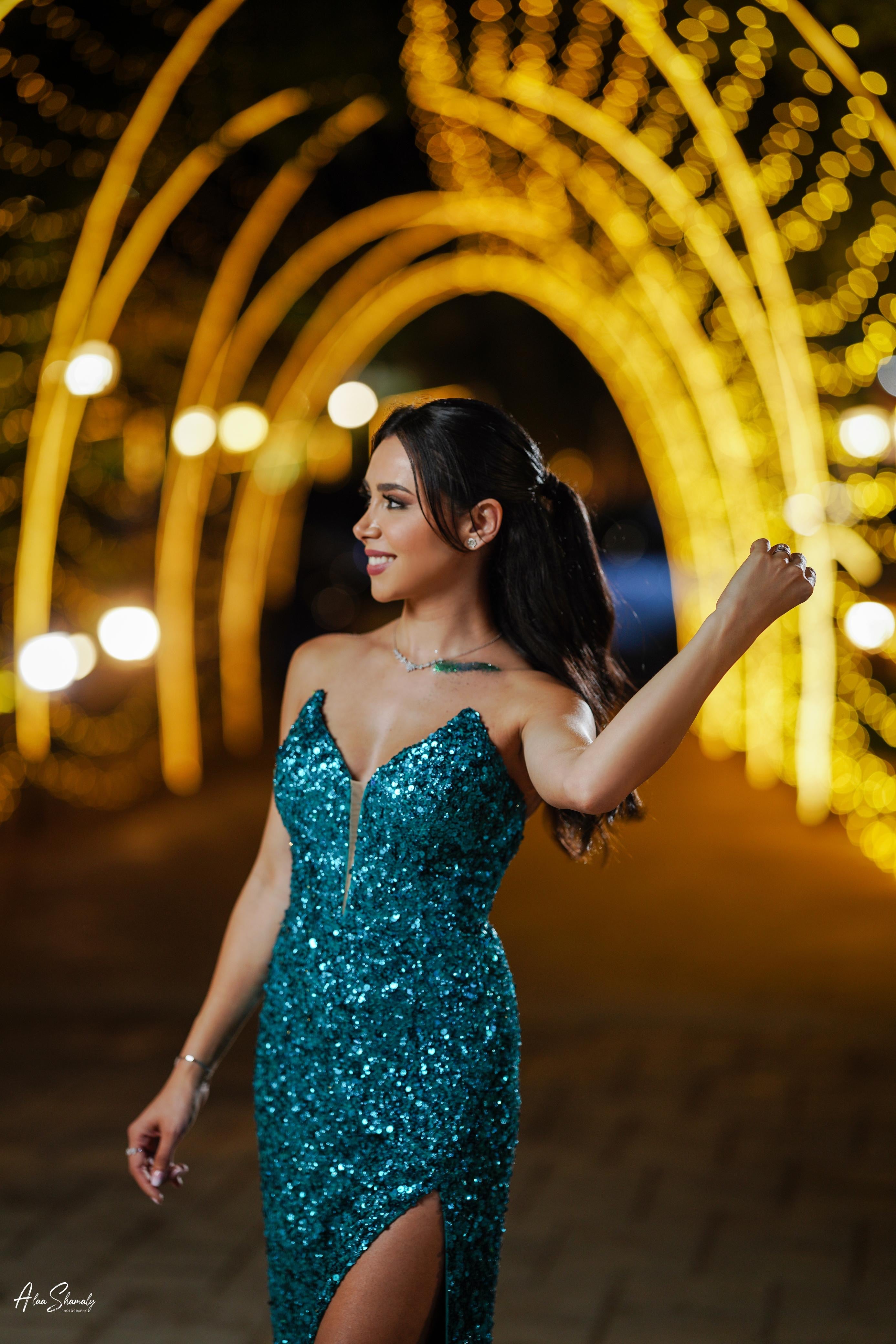 Sherri hill
